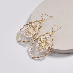 Moroccan Cut Filigree Gold Silver Finish Hook Ea…